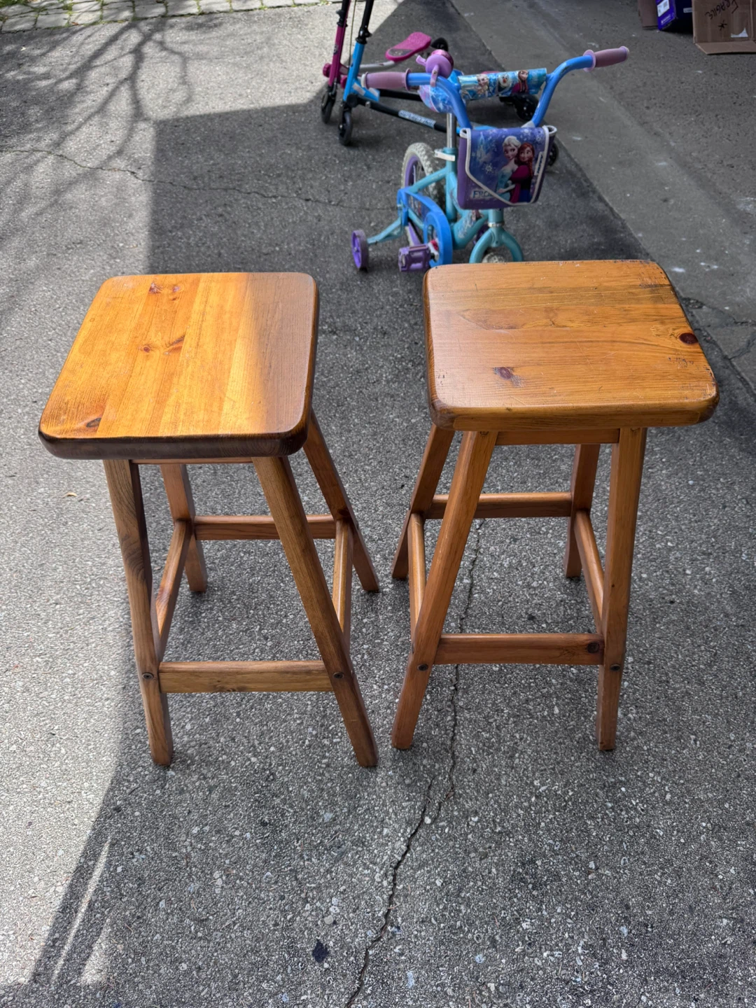 Set of Two Wooden Bar Stools - photo 4