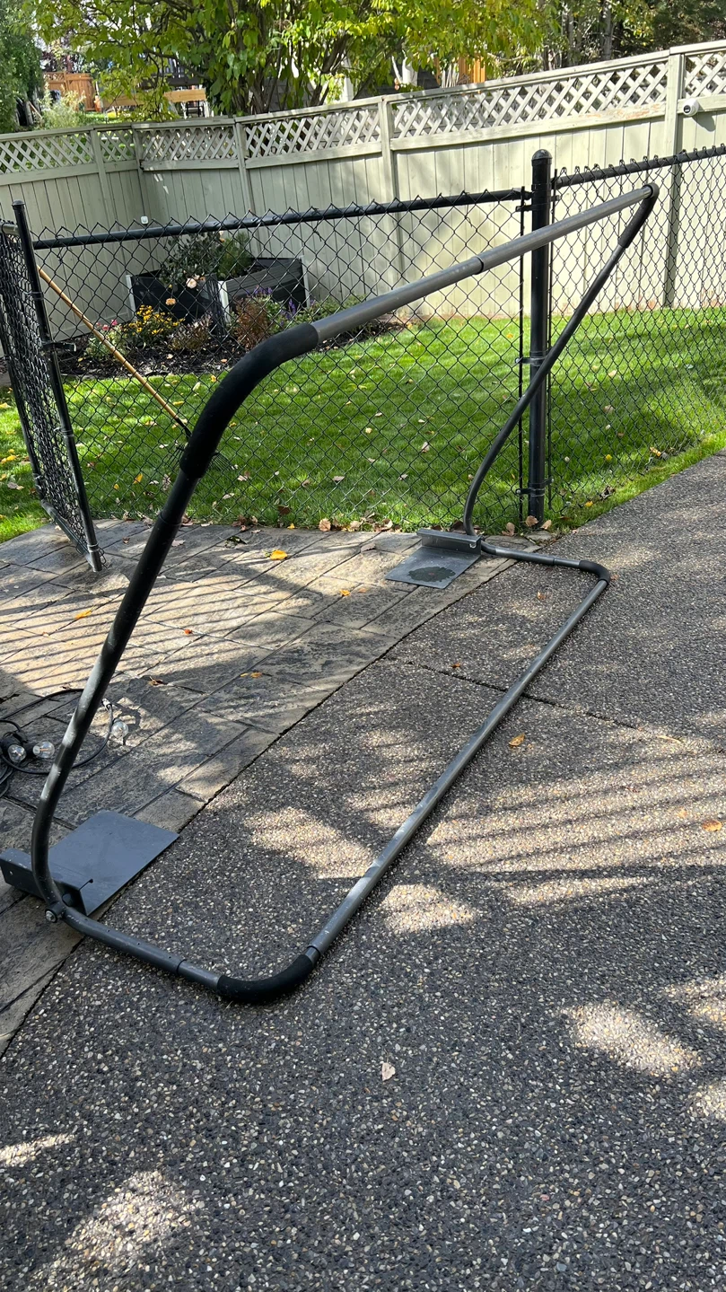 Hot tub cover lifter (undermount)