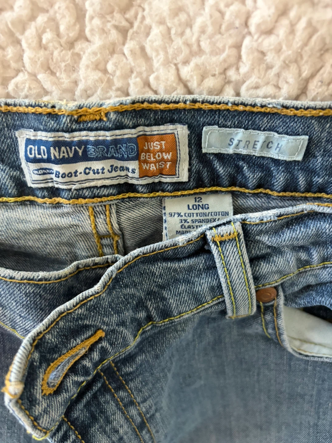 Old Navy Boot-Cut Jeans Size 12 Long - photo 3