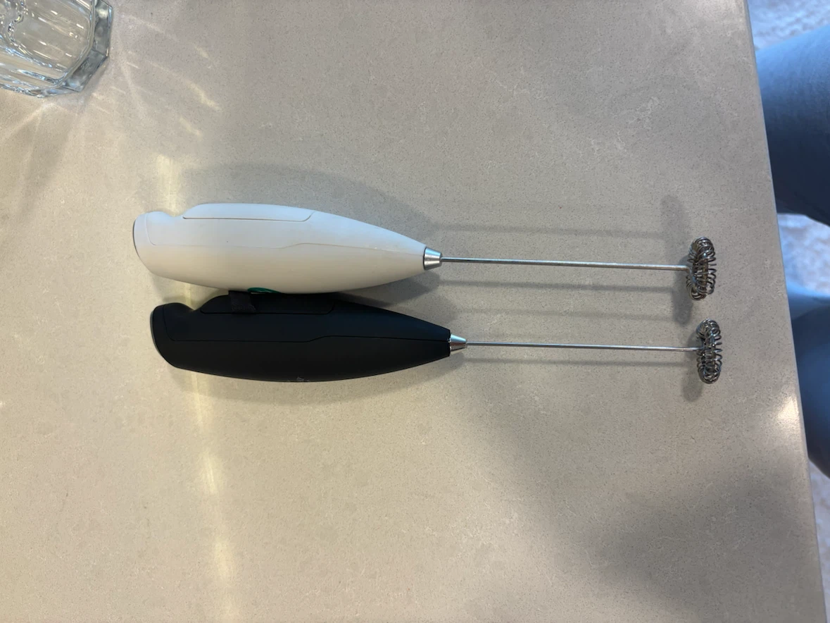 Two Kitchen Milk Frothers (Battery Operated) - photo 2