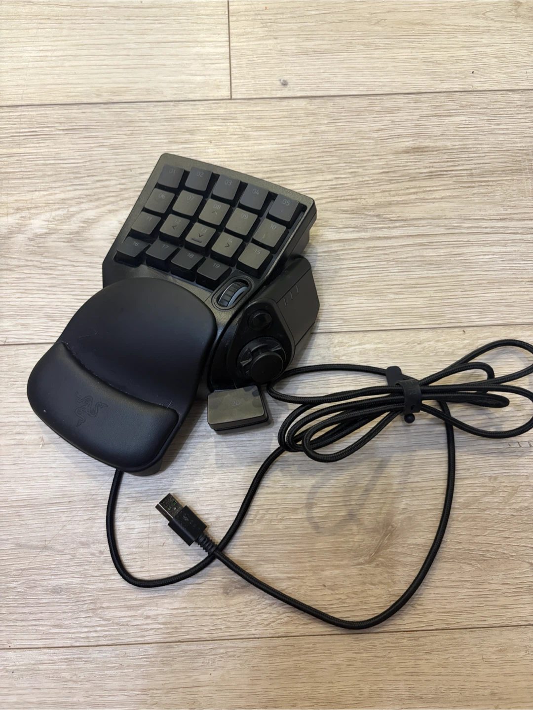 Razer Tartarus V2 Gaming Keypad