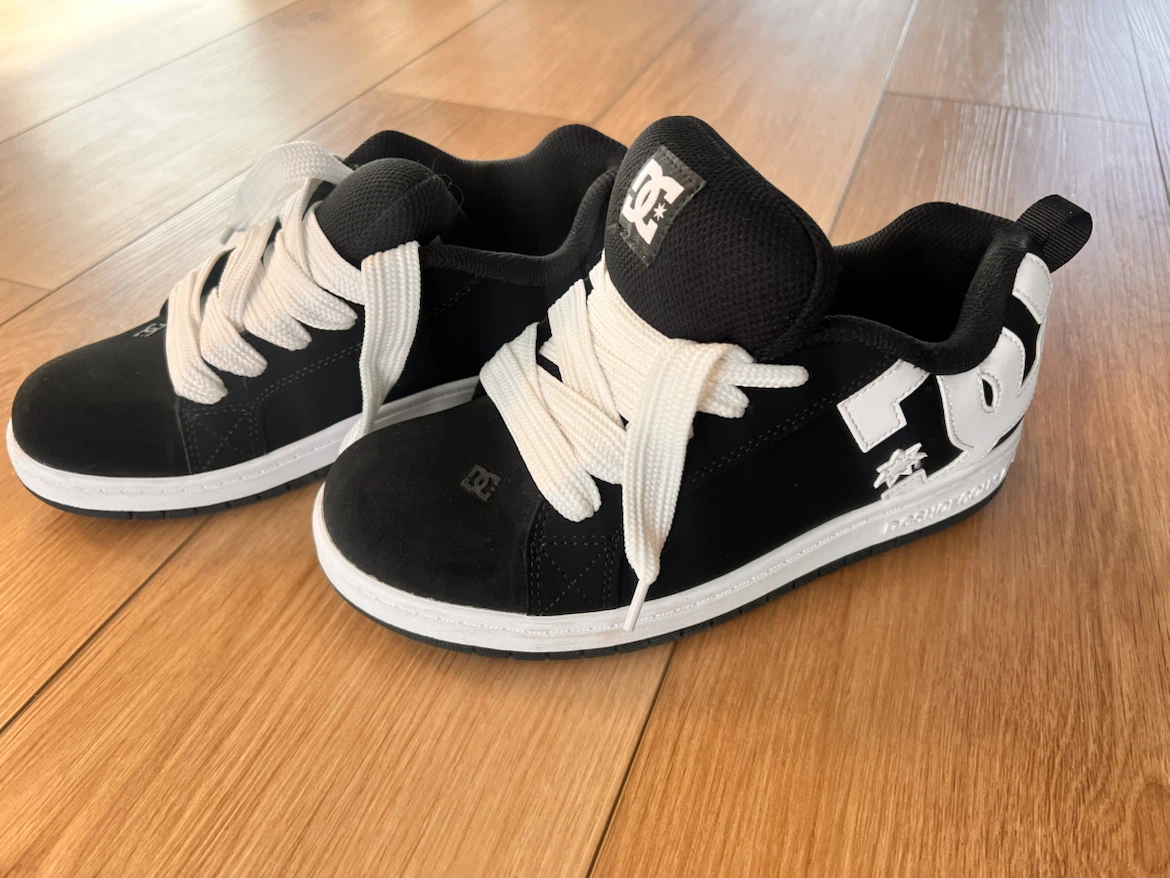 DC Shoes Kids Court Graffik Black and White