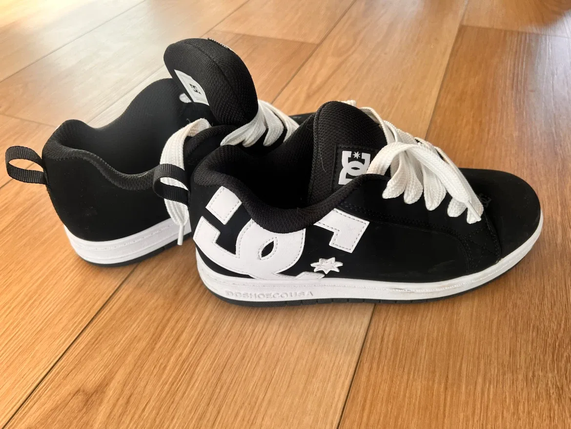 DC Shoes Kids Court Graffik Black and White - photo 3