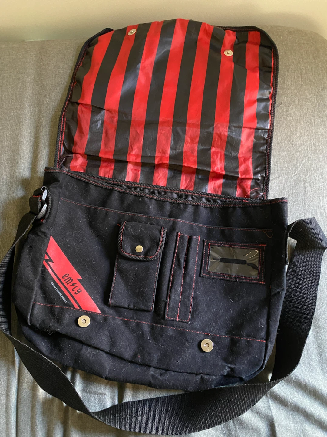 Emily the Strange Side Shoulder Bag - photo 3
