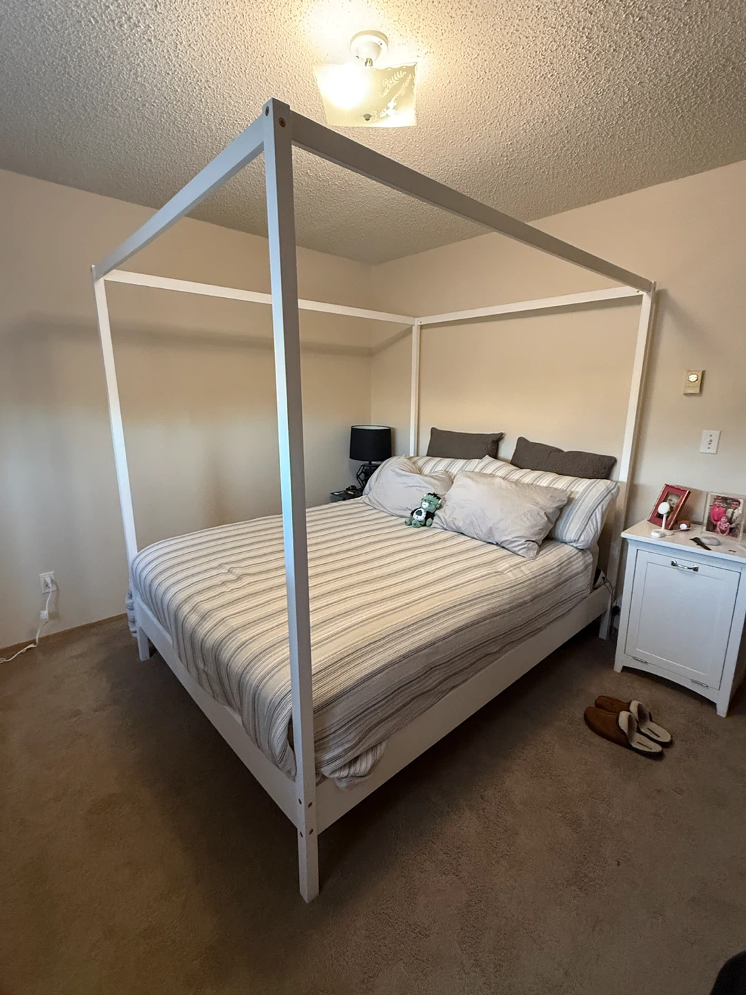 Modern White Wood Canopy Bed Frame – Queen Size (1 Year Old) - photo 2