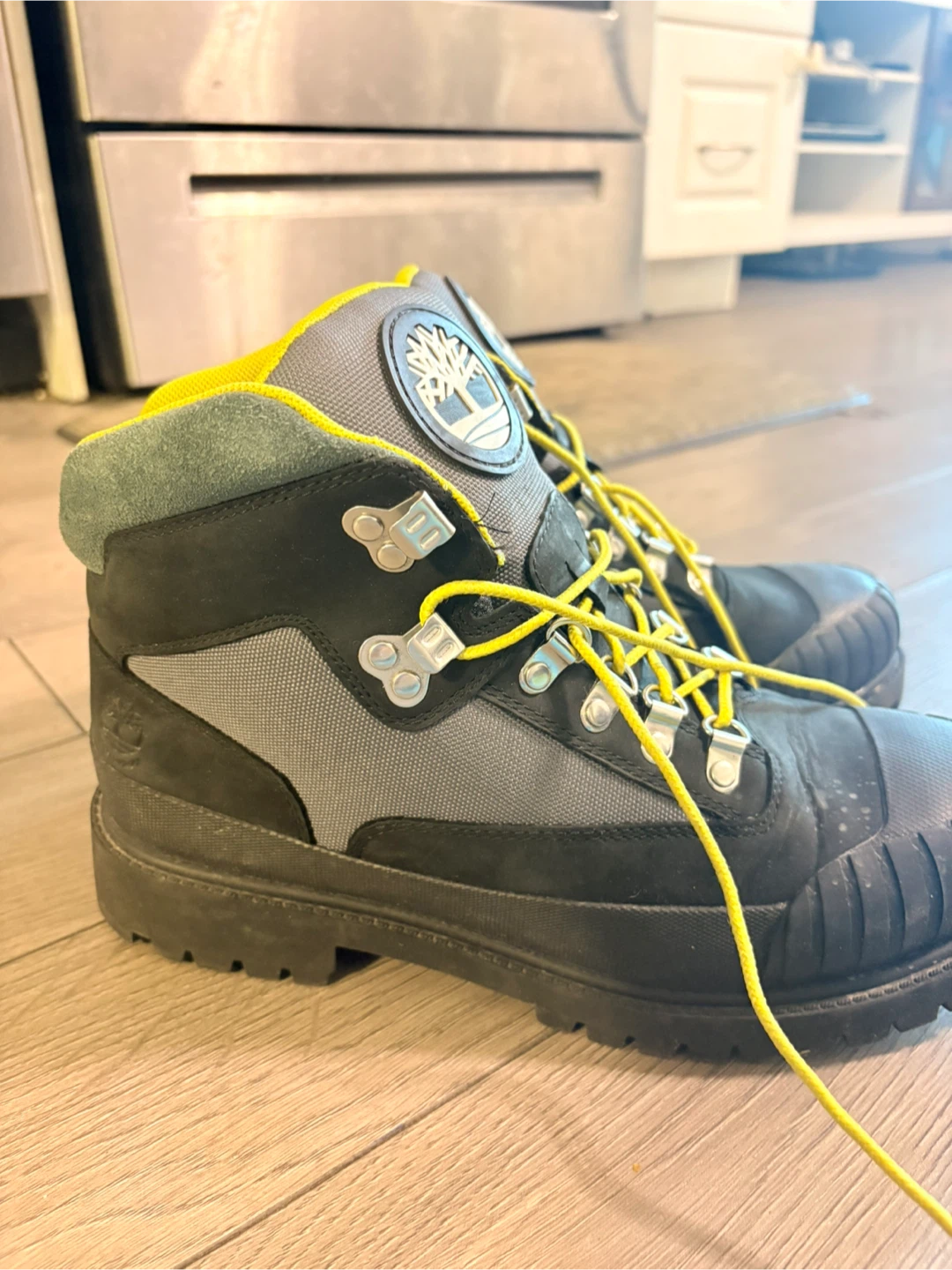 Timberland Mens Hiking Boots Size 8 - photo 2
