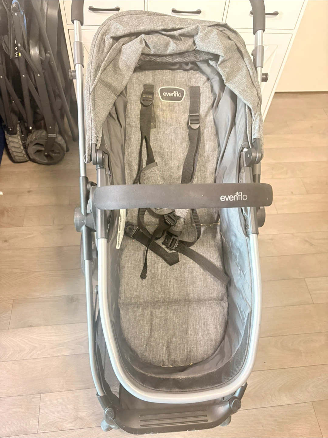 Evenflo Litemax Sport Stroller and Car Seat - photo 3