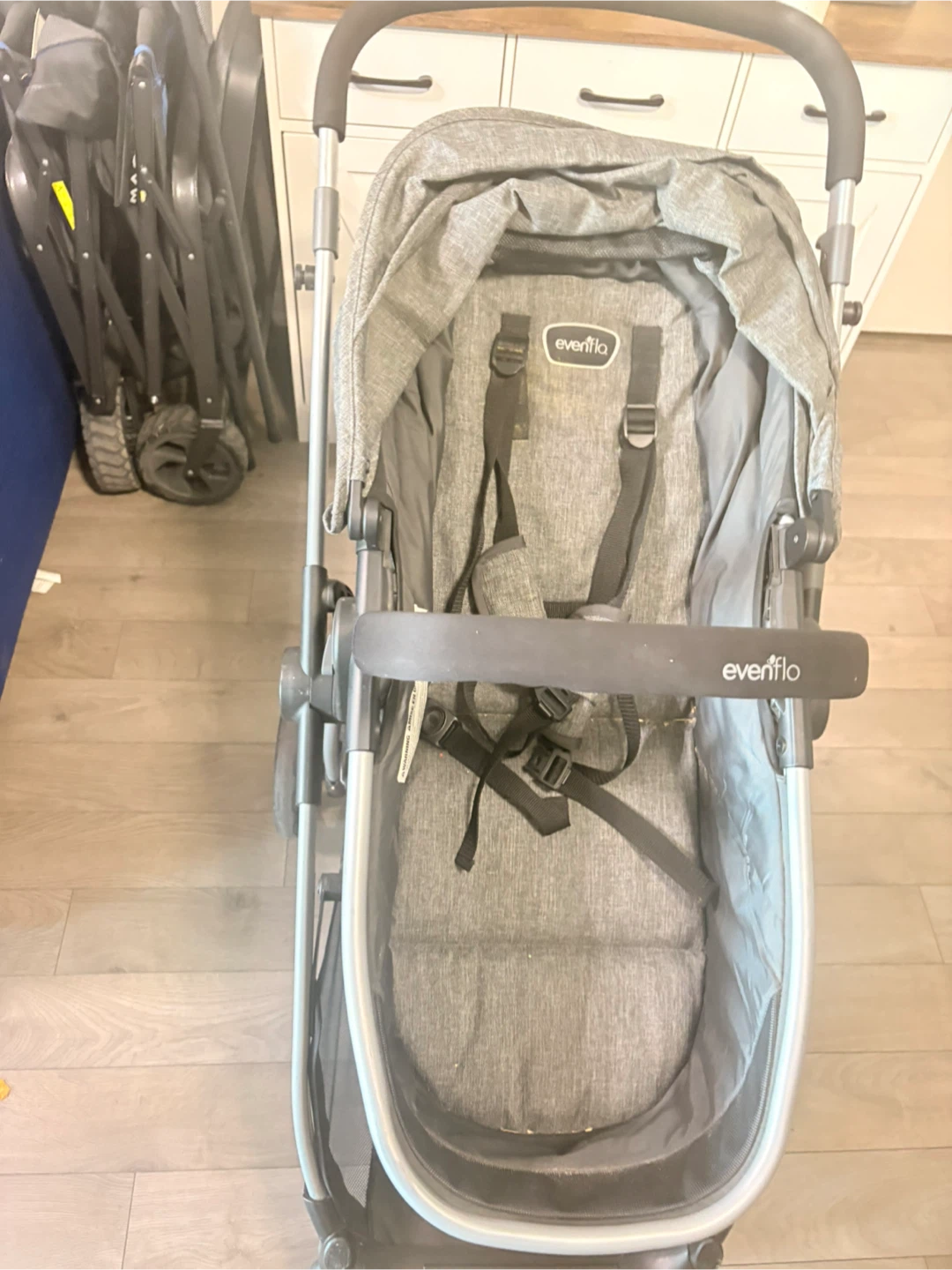 Evenflo Litemax Sport Stroller and Car Seat - photo 4