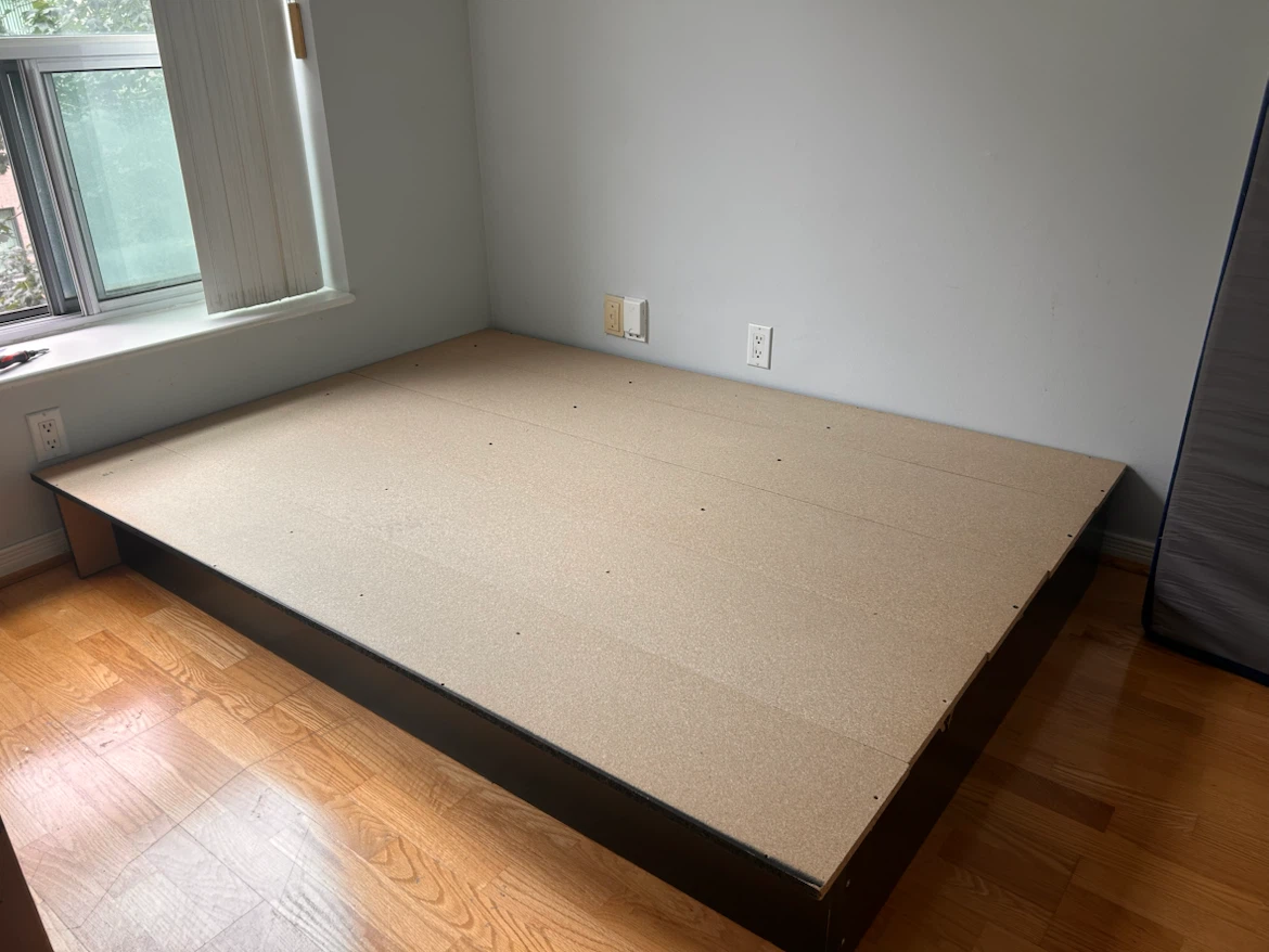 Free - Platform Bed Frame - photo 2