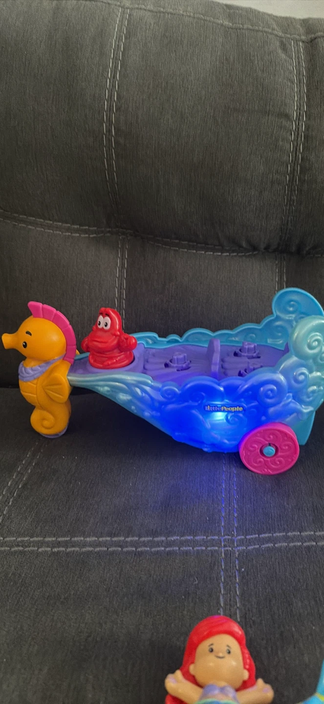 Little People The Little Mermaid Carriage - photo 3