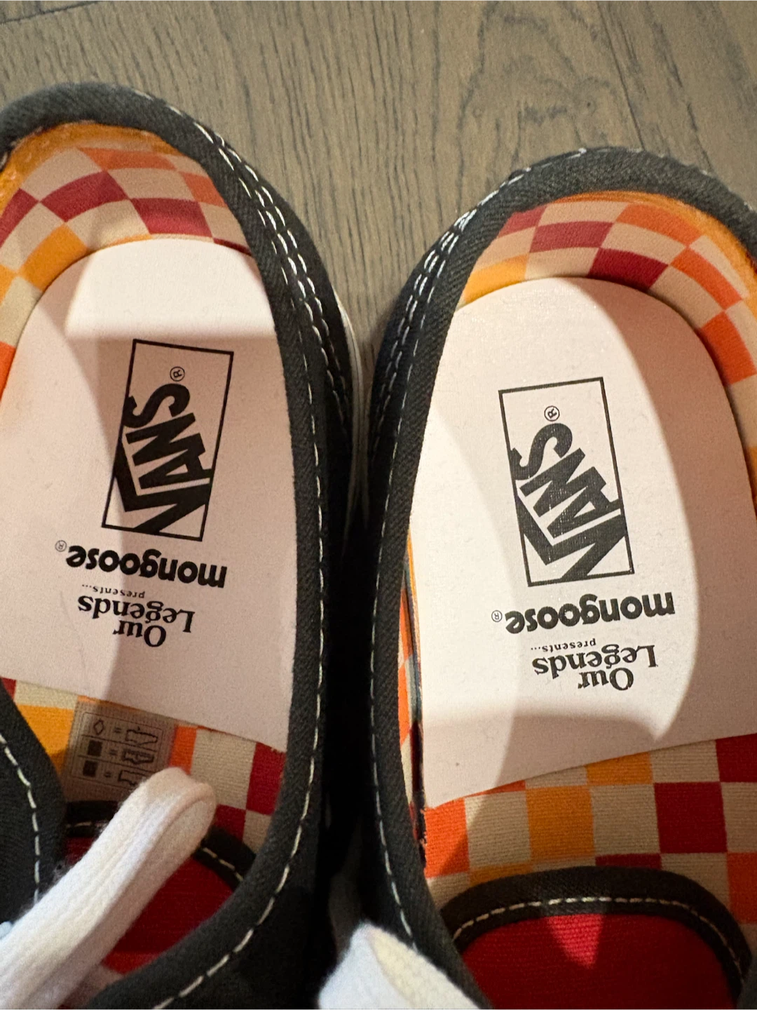Vans black and white ladies sneakers - photo 3