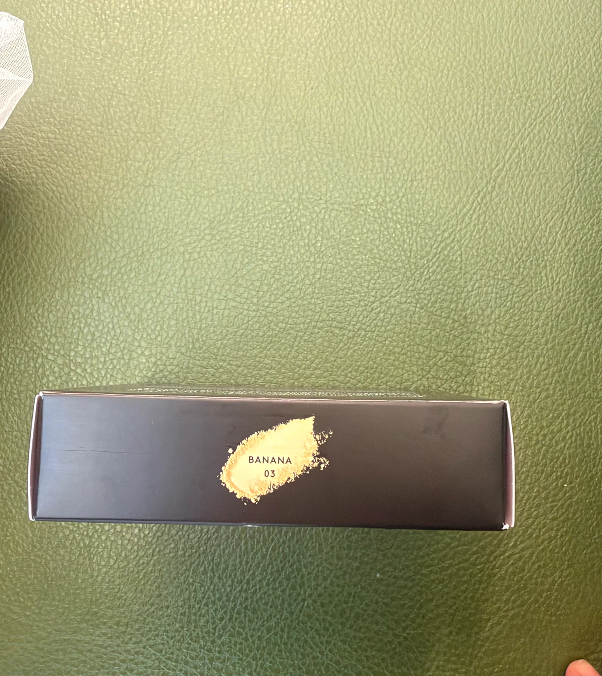 Fenty Beauty Bright Fix Powder - Banana 03 - photo 4