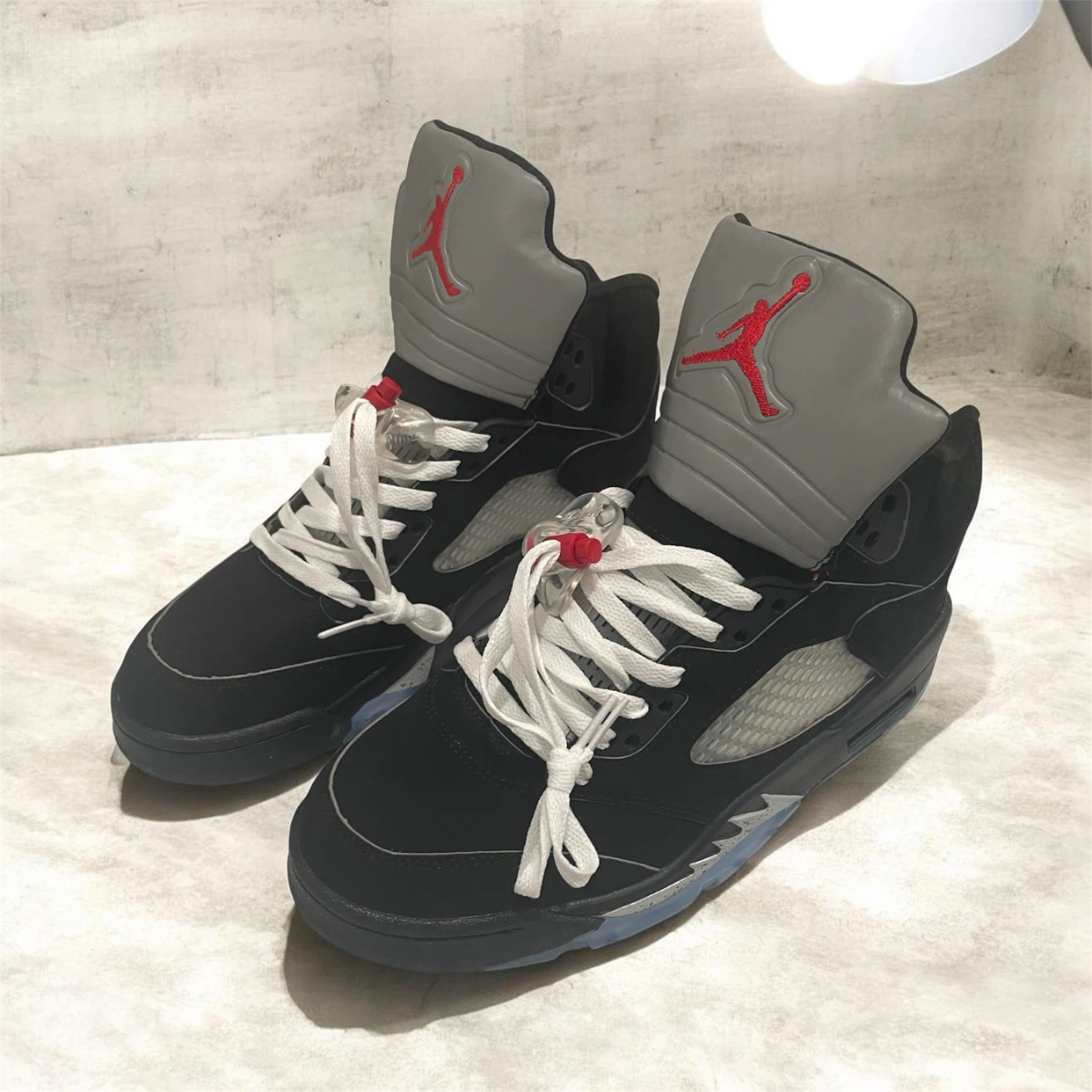 Jordan 5 Retro Black Metallic