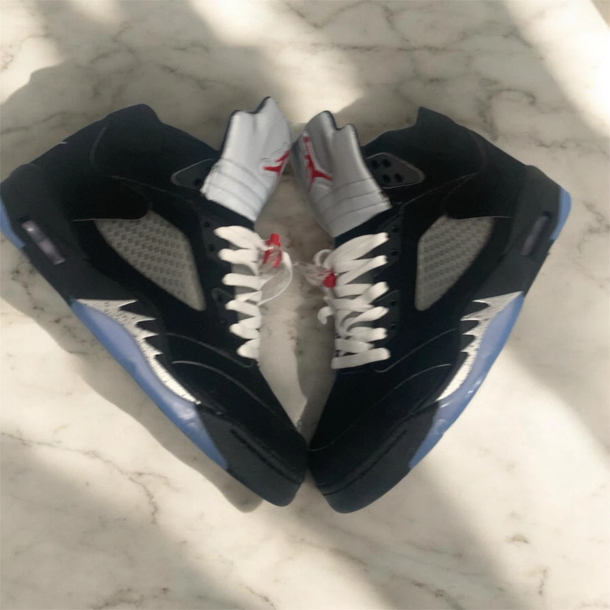 Jordan 5 Retro Black Metallic - photo 4