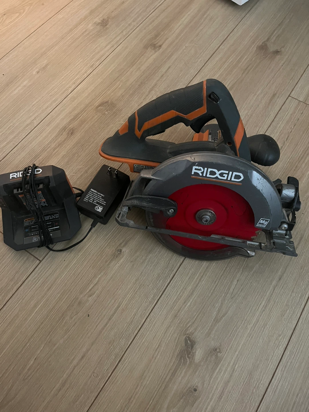 Ridgid Circular Saw with Charger