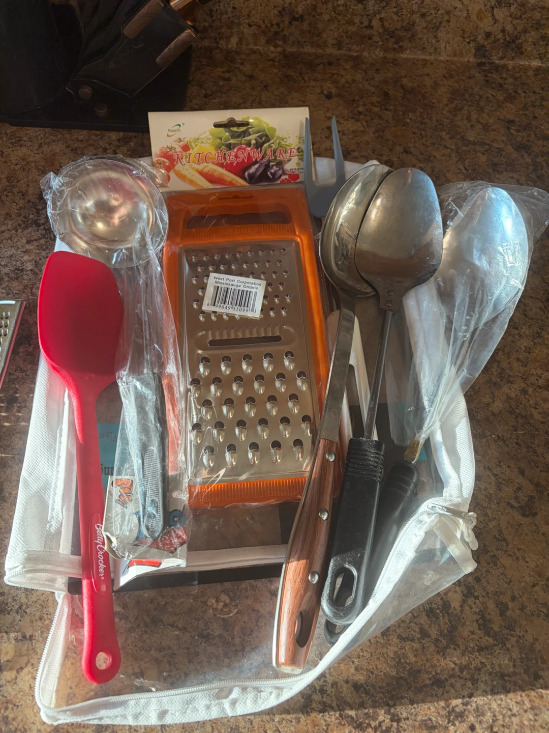 Kitchenware and Cookware Assortment - photo 5
