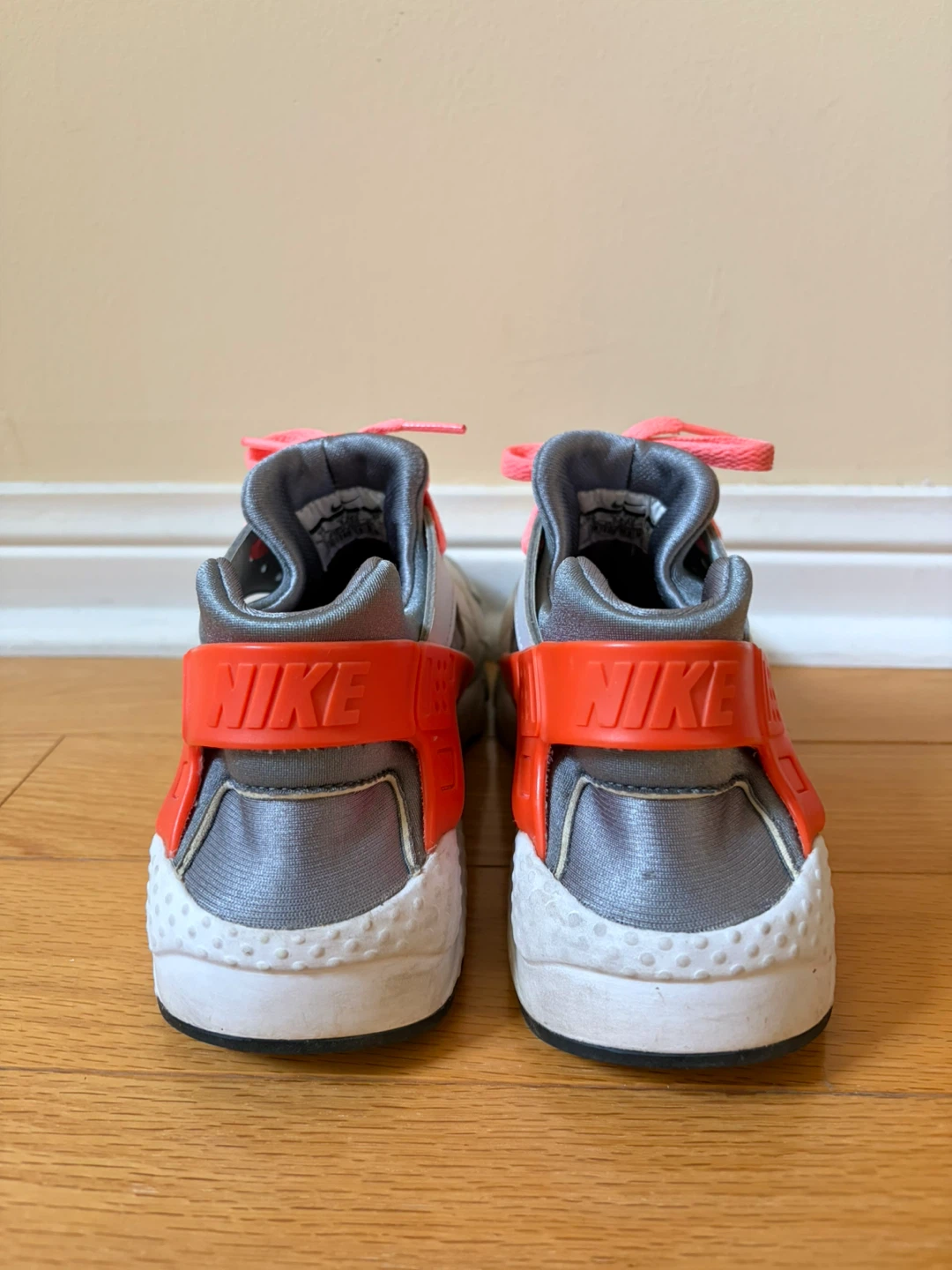 Nike Air Huarache Shoes - photo 2