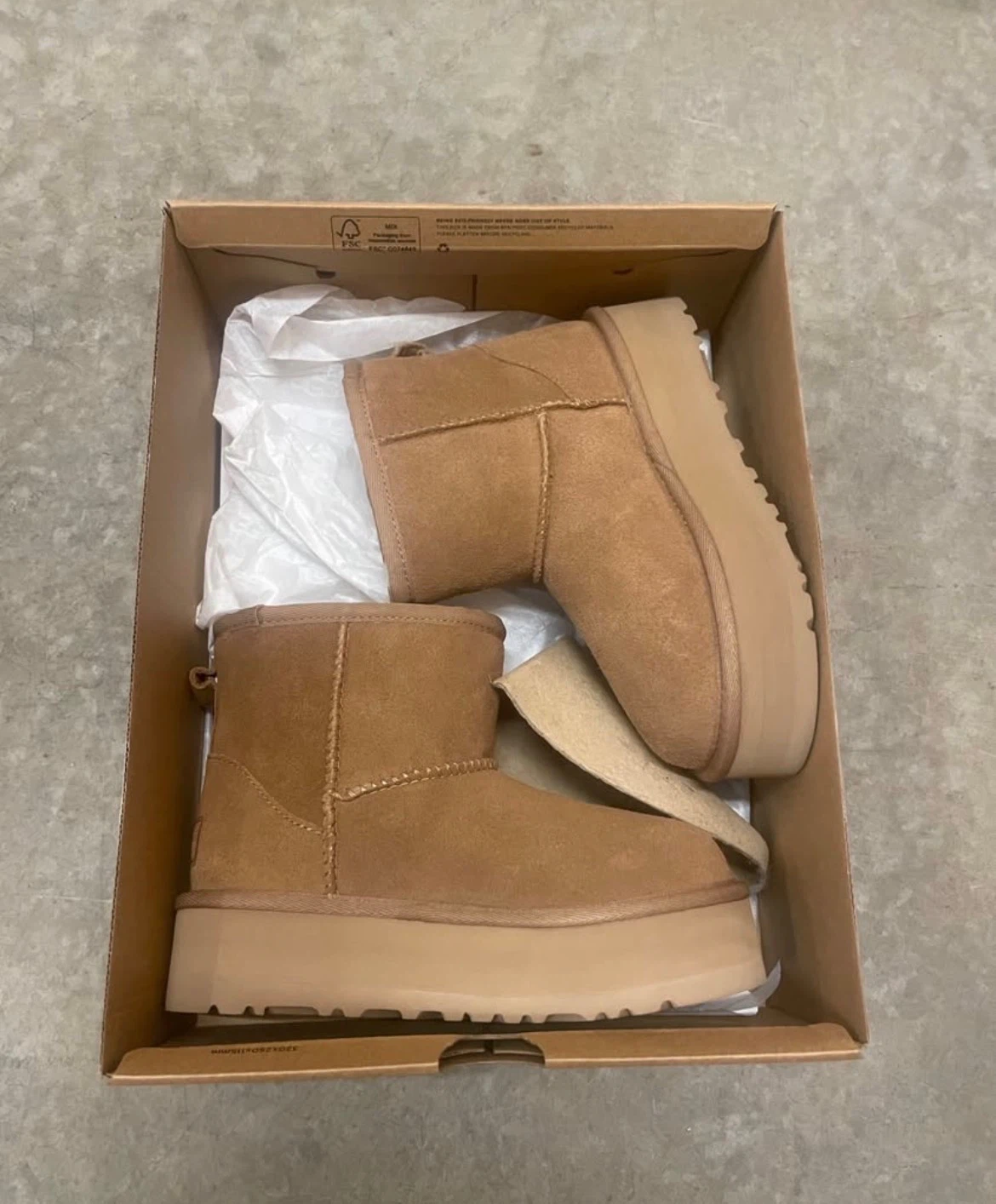 UGG Kids Classic Platform Boots Chestnut