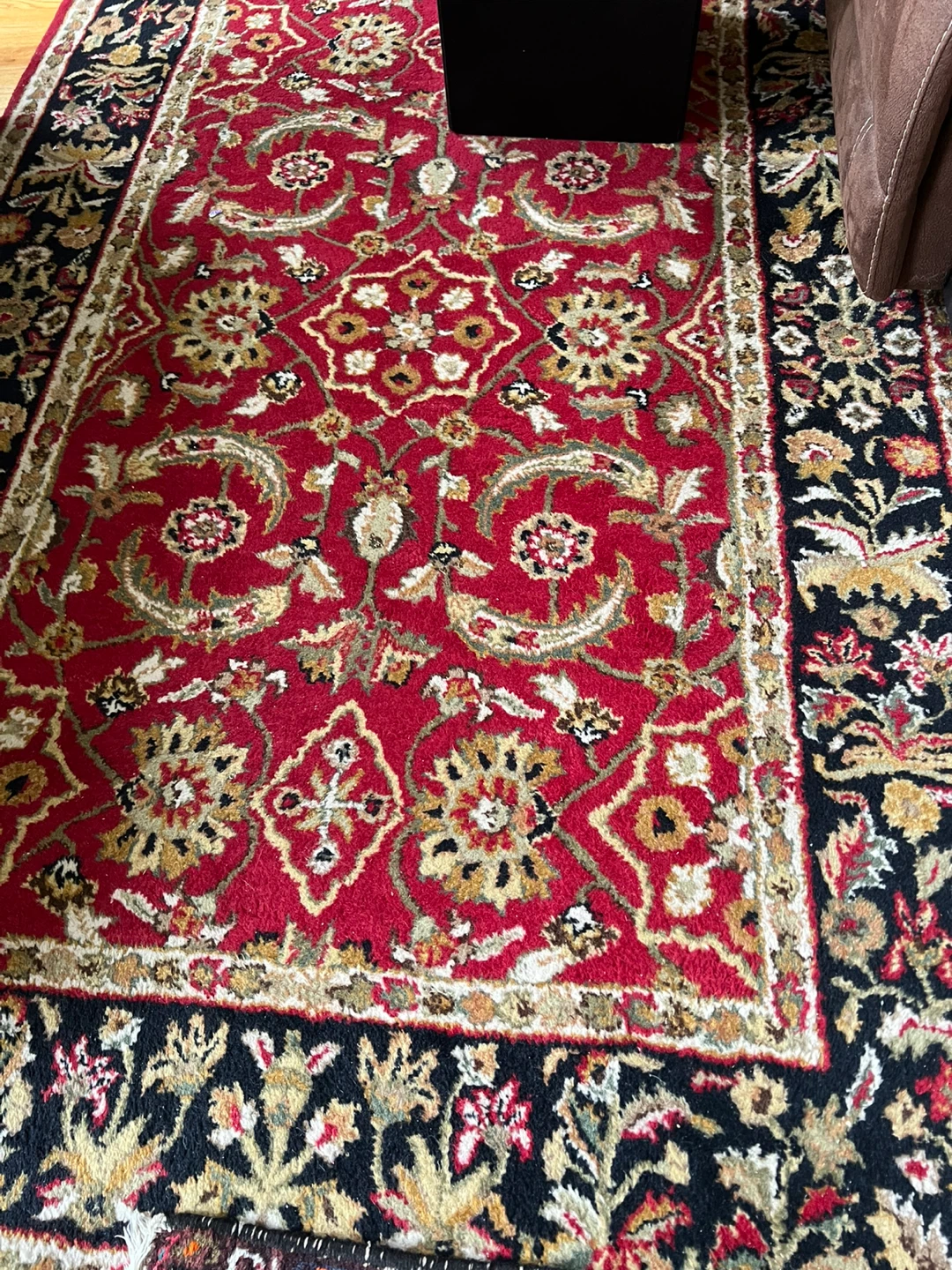 Traditional Persian-style runner rug - photo 3