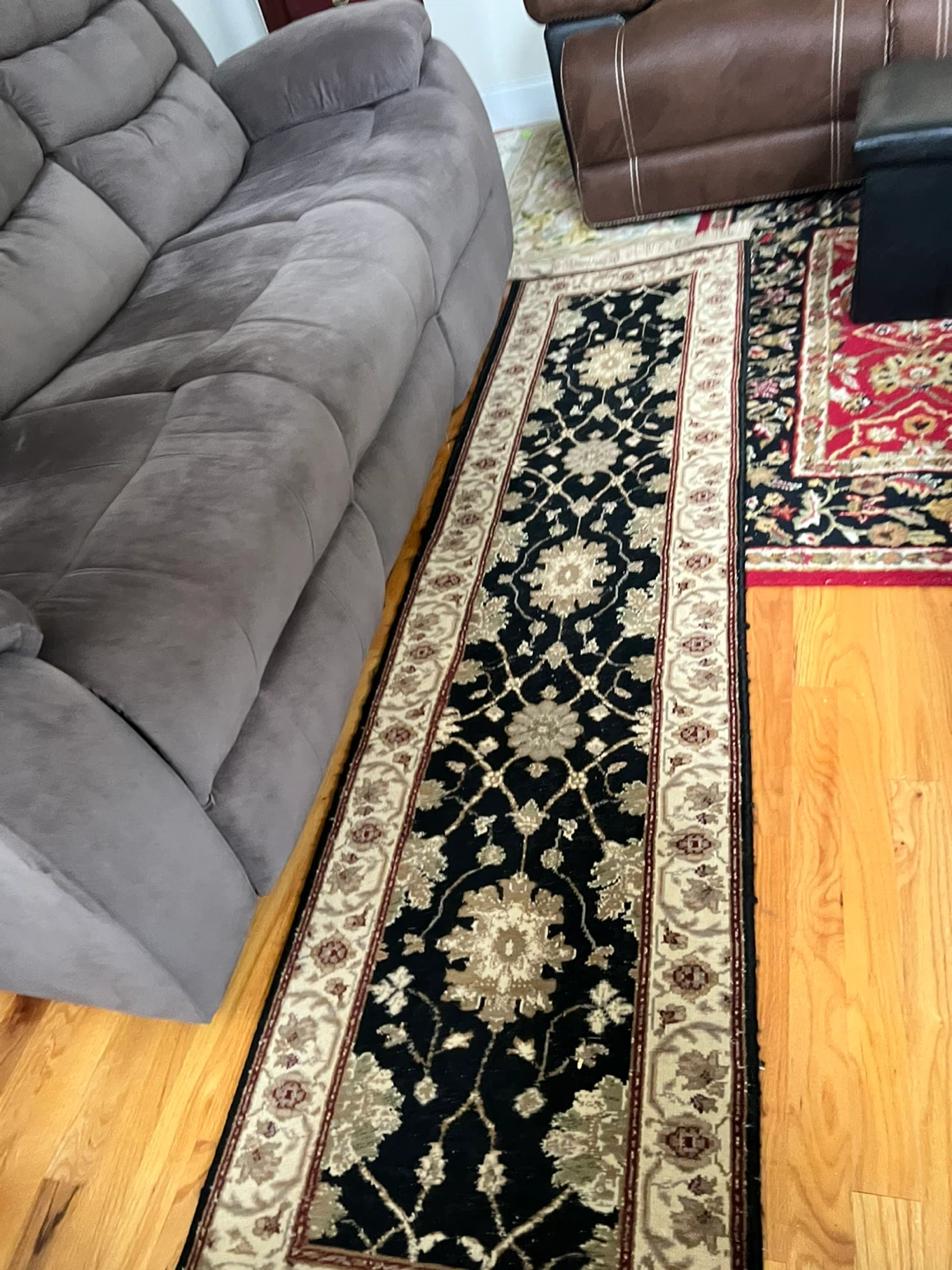Traditional Persian-style runner rug - photo 4