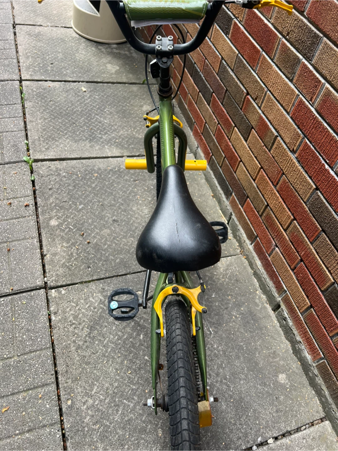 Avigo BMX bicycle - photo 3