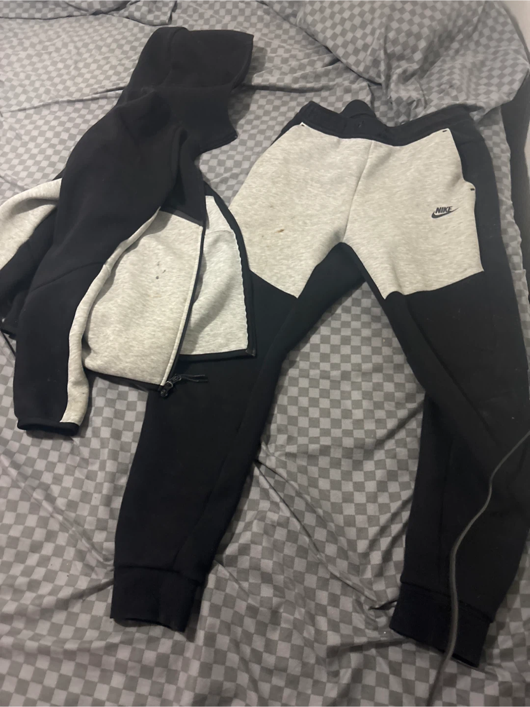 Nike Tech Fleece Tracksuit Black and Grey