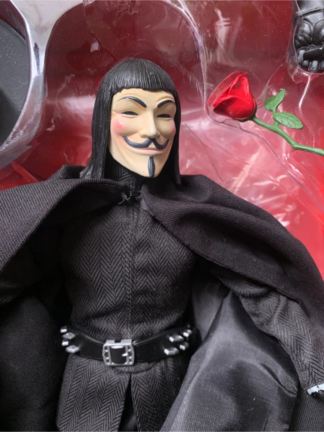 DC Direct V for Vendetta Movie Version 1:6 Scale Figure - photo 2