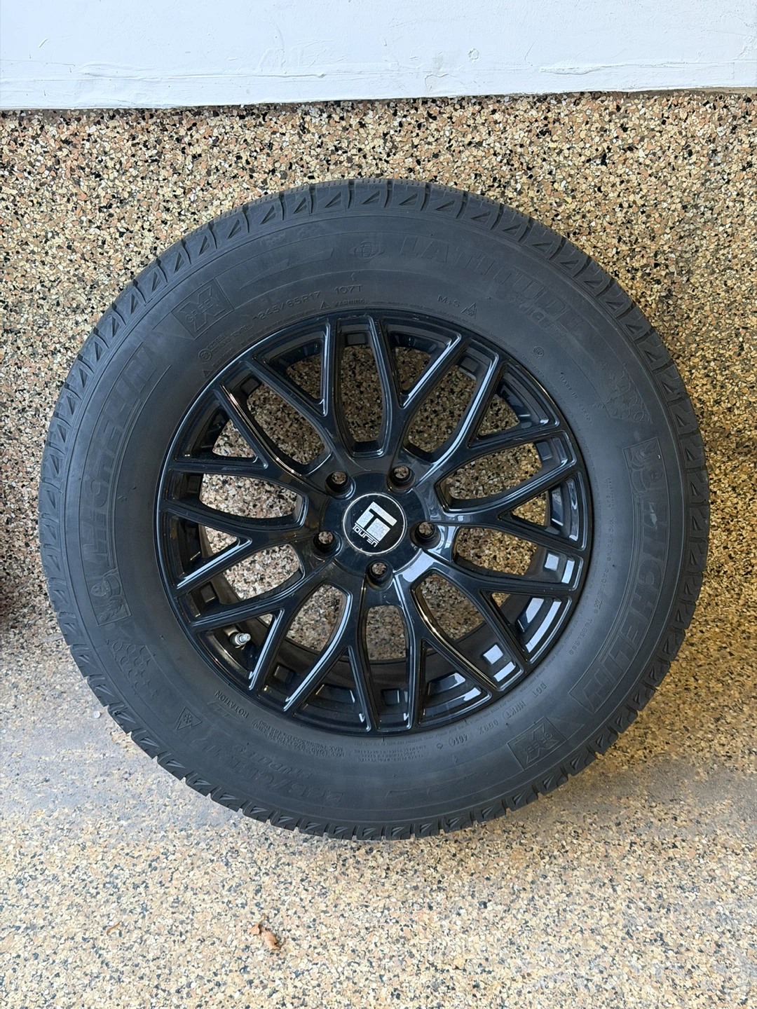 Set of 4 Michelin Winter Tires on Touren Rims