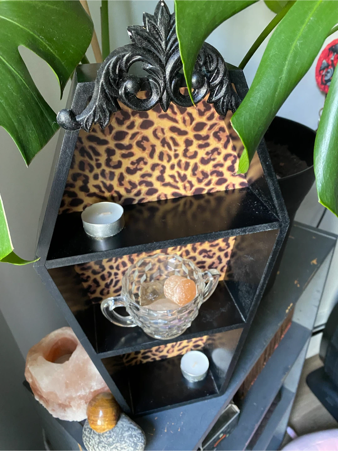 Coffin shelf with leopard print - photo 2