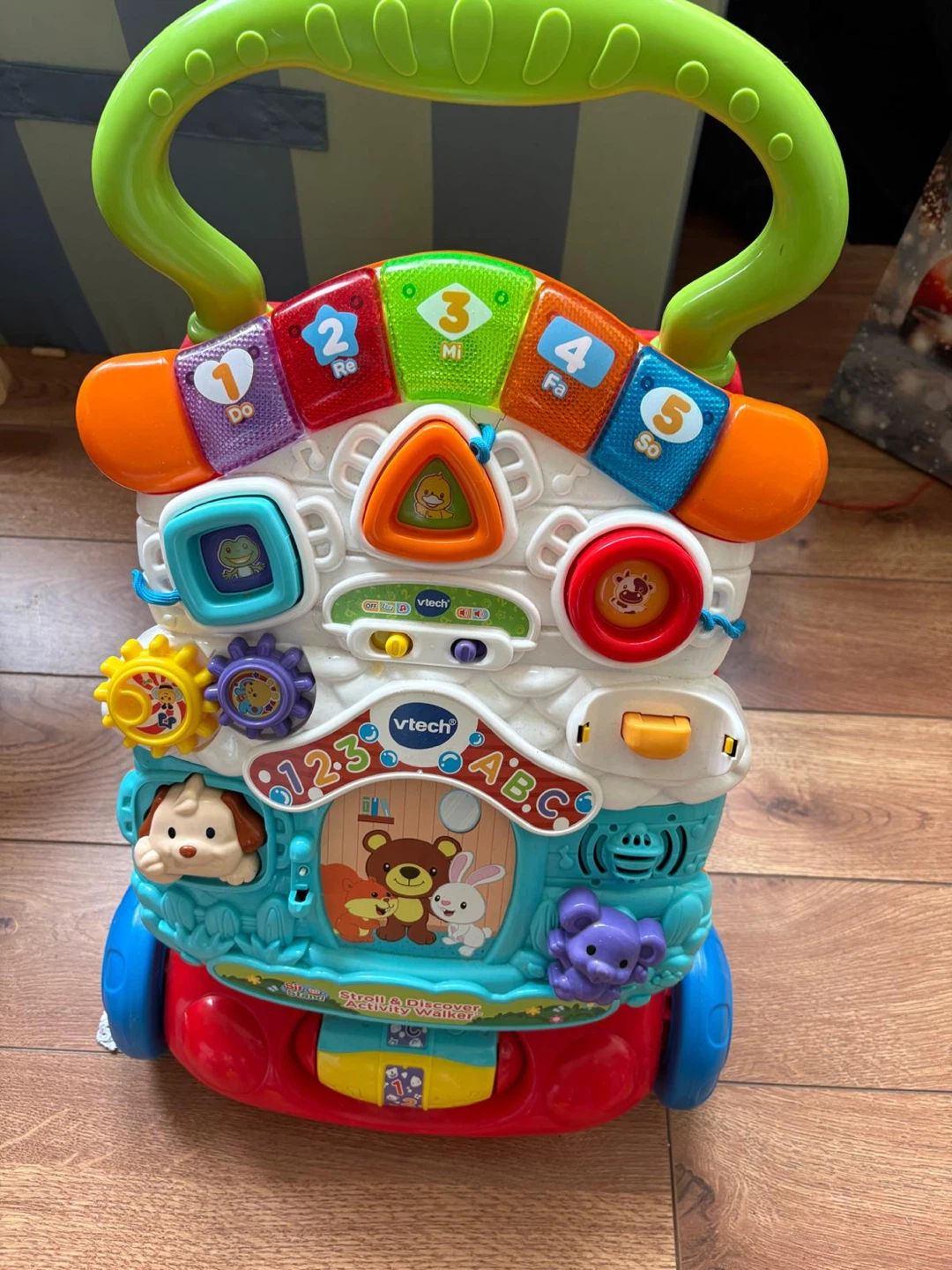 VTech Stroll and Discover Activity Walker