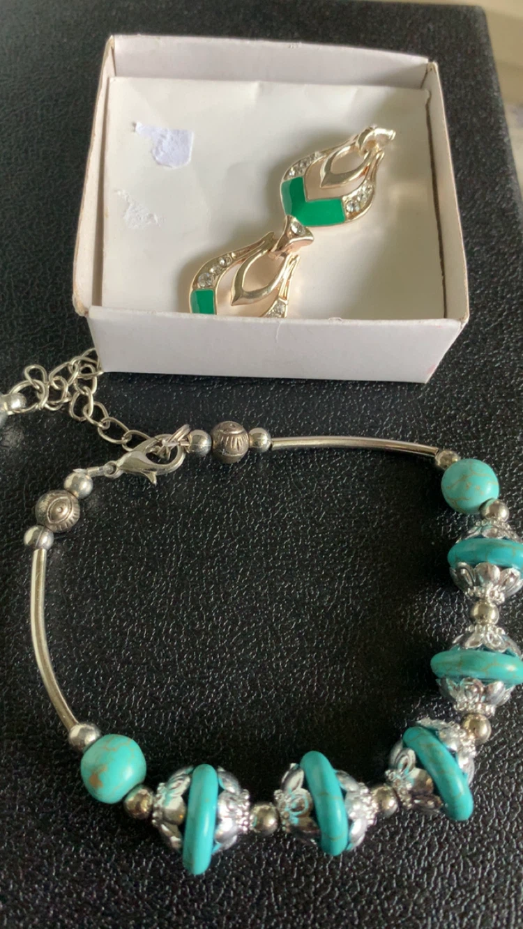 Turquoise Bead Bracelet and Green Accent Earrings Set