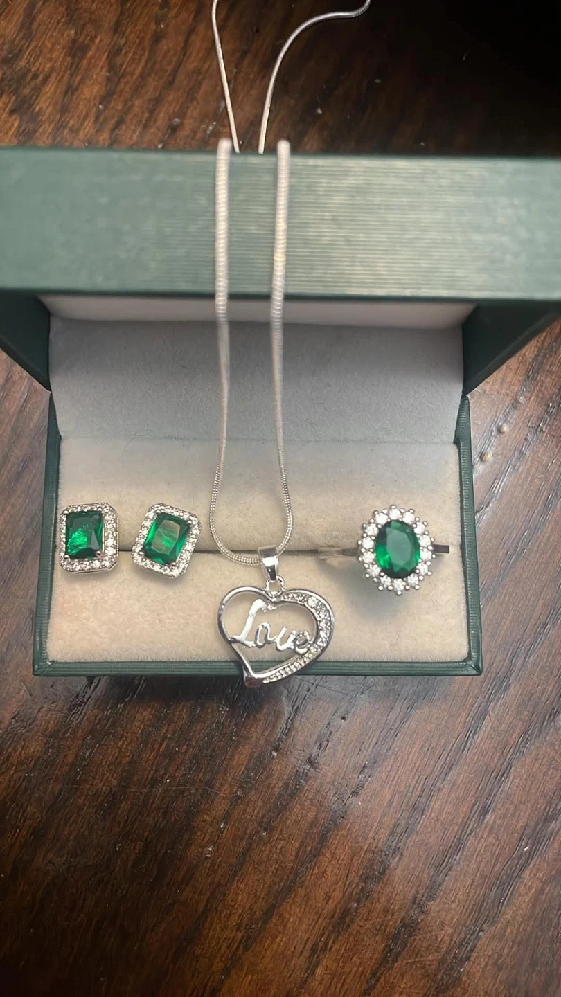 Green Emerald-Style Jewellery Set