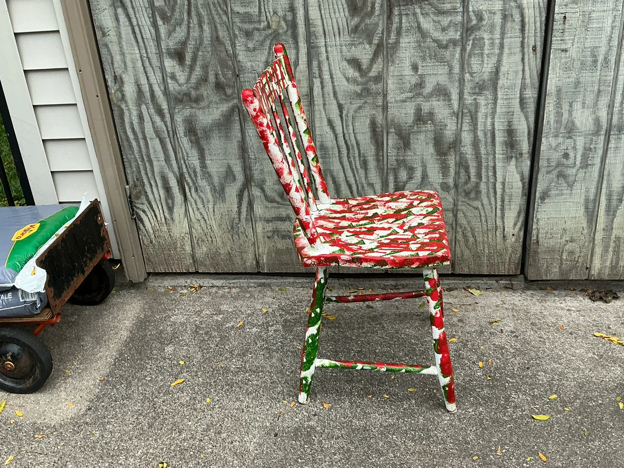 Antique FUNKY Wooden spindle chair red, white and green - photo 2