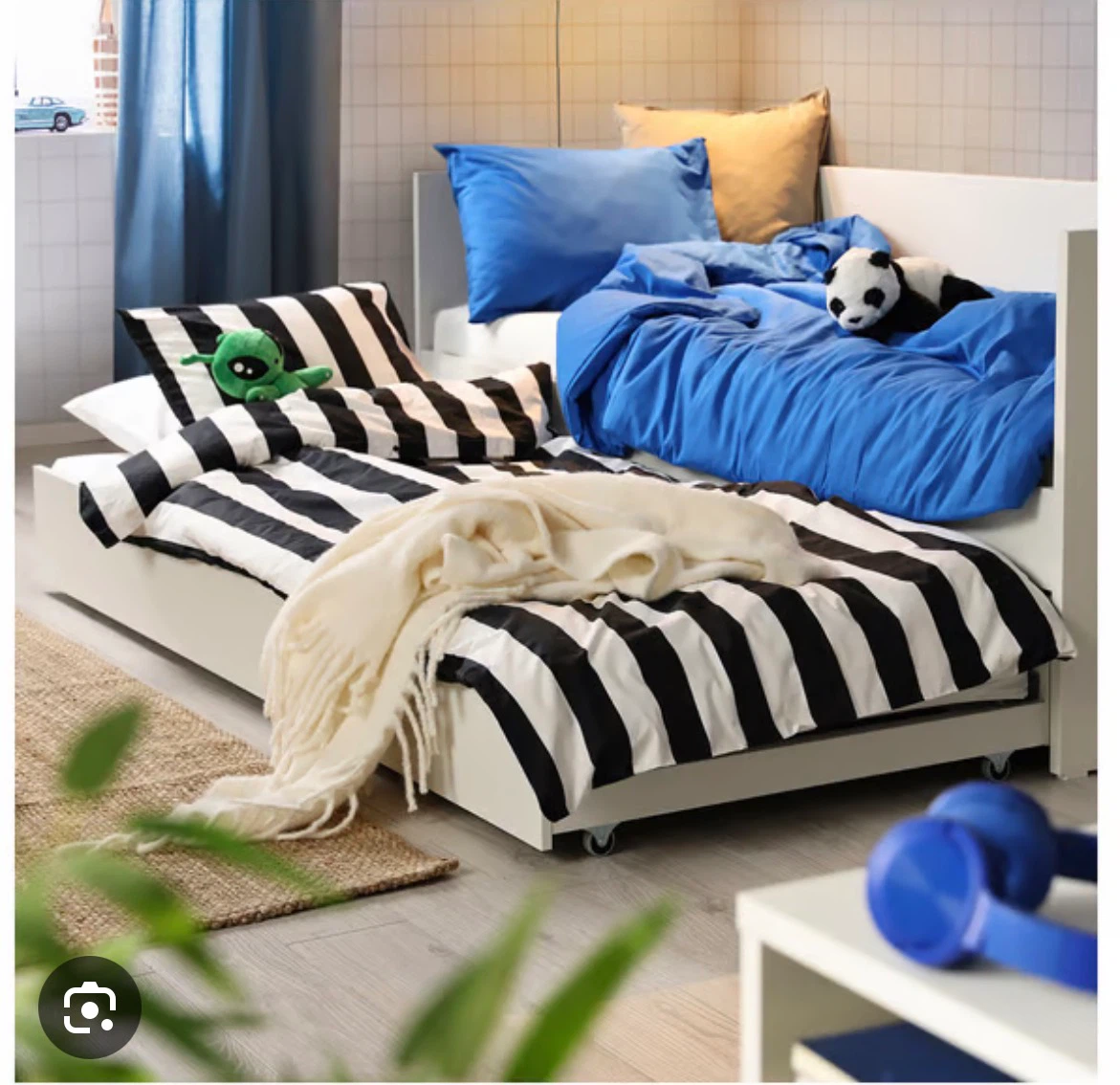 IKEA VIHALS Daybed with Pull-Out Bed,Free Bedding - photo 2