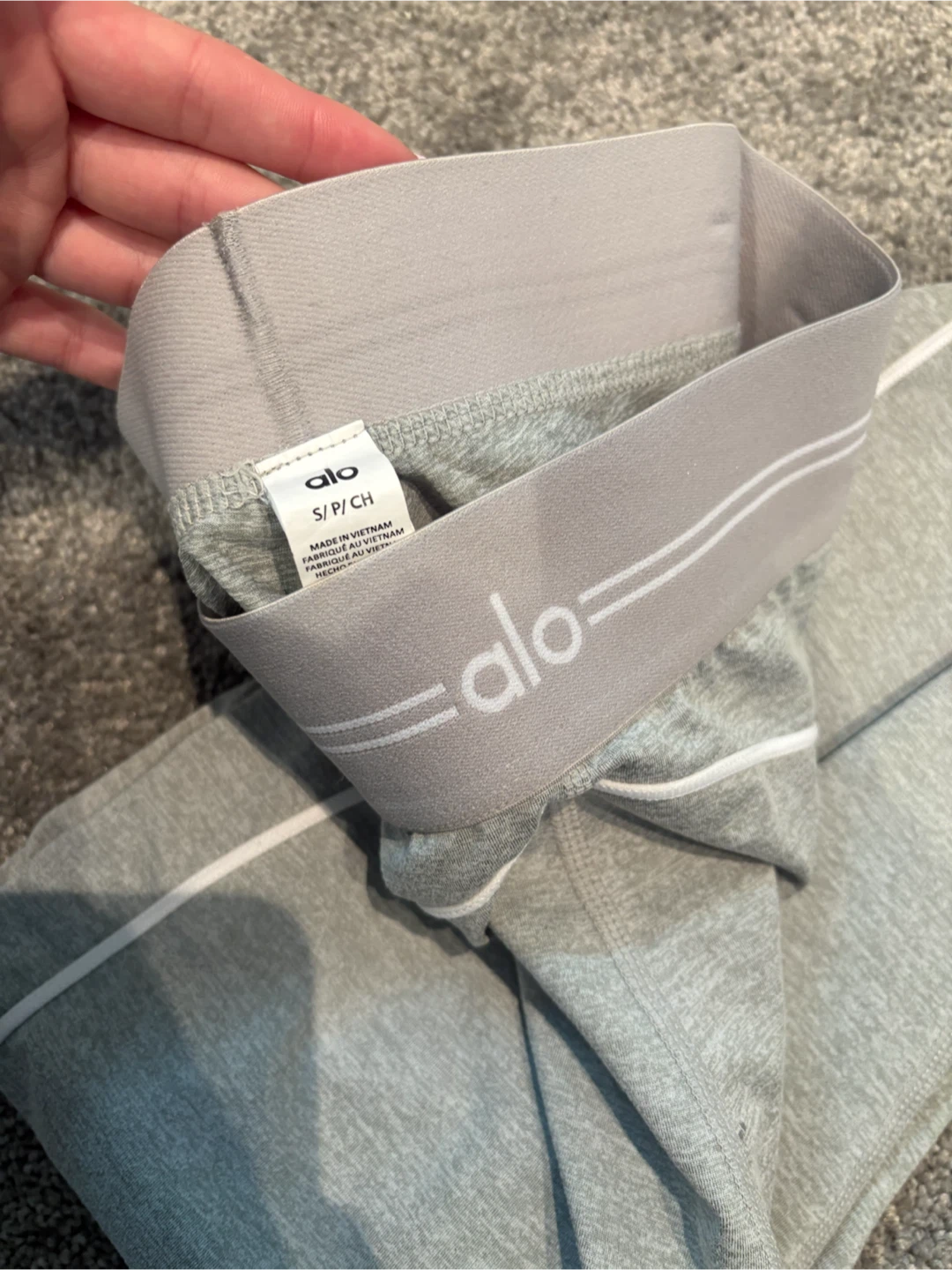 Grey Alo matching set, size Small - photo 5