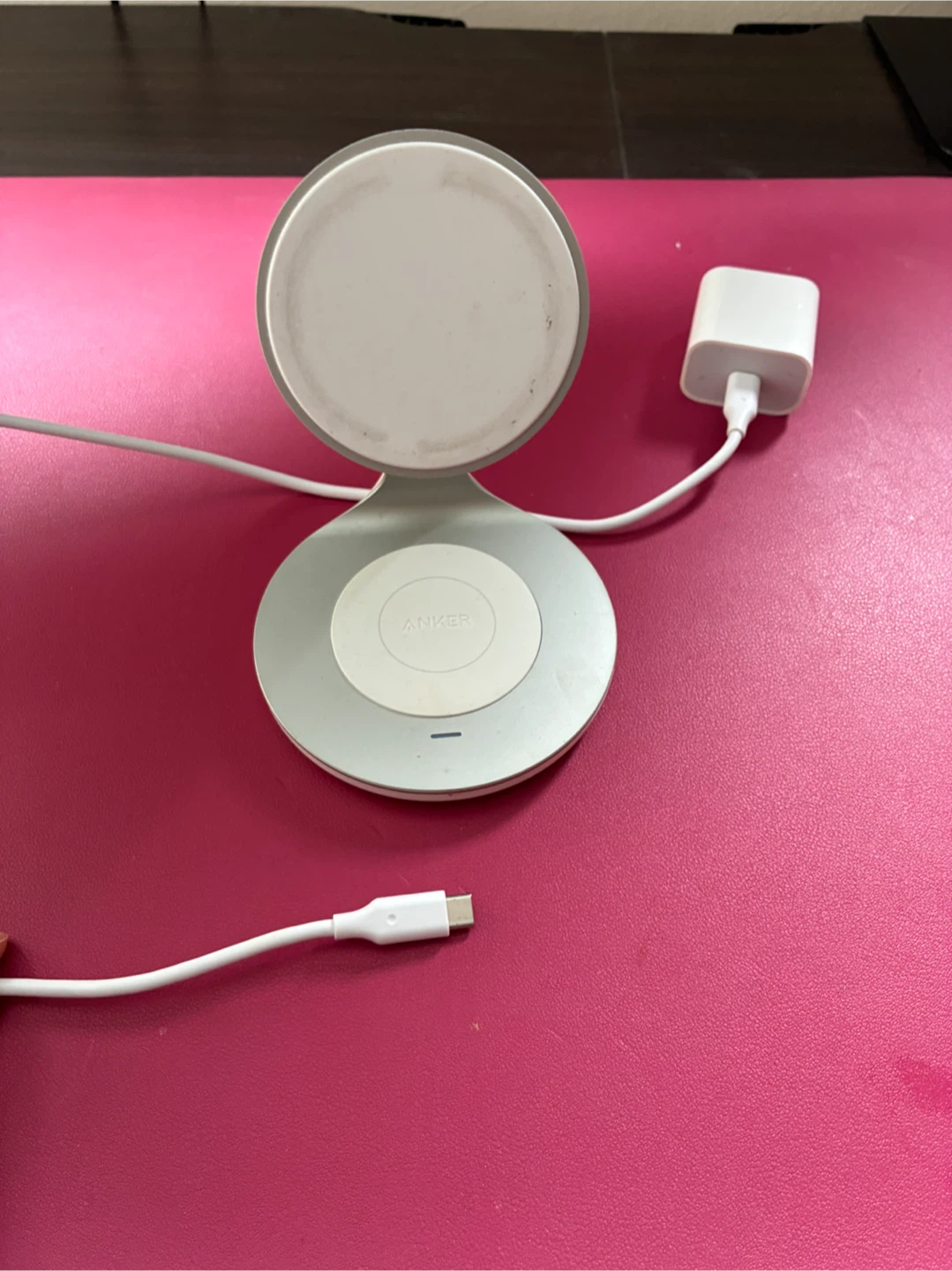 Cellphone Charging Station