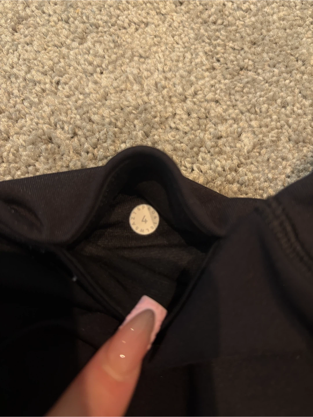 Lululemon Black Leggings Size 4 - photo 3