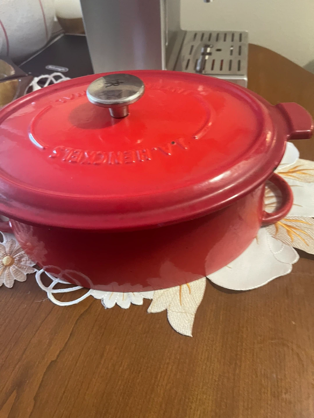 J.A. Henckels International Enamelled Cast Iron Dutch Oven - photo 2