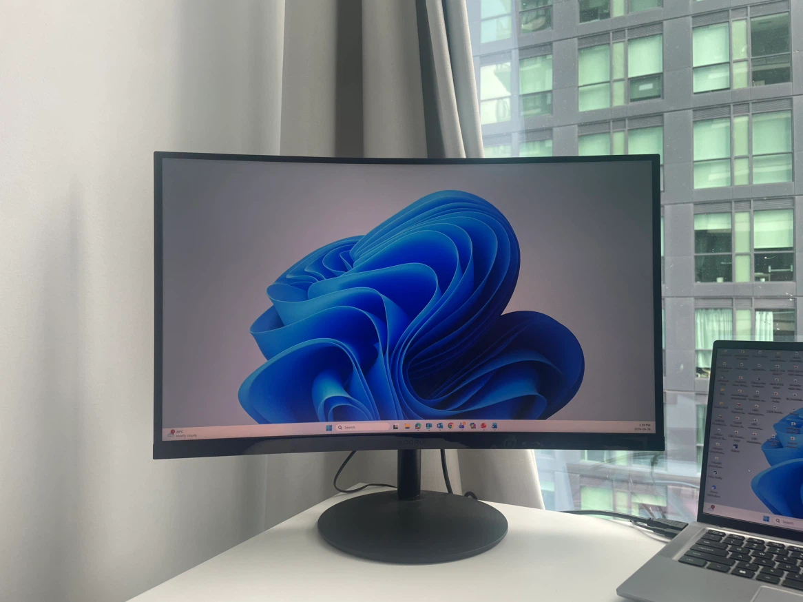 24-Inch Curved Computer Monitor