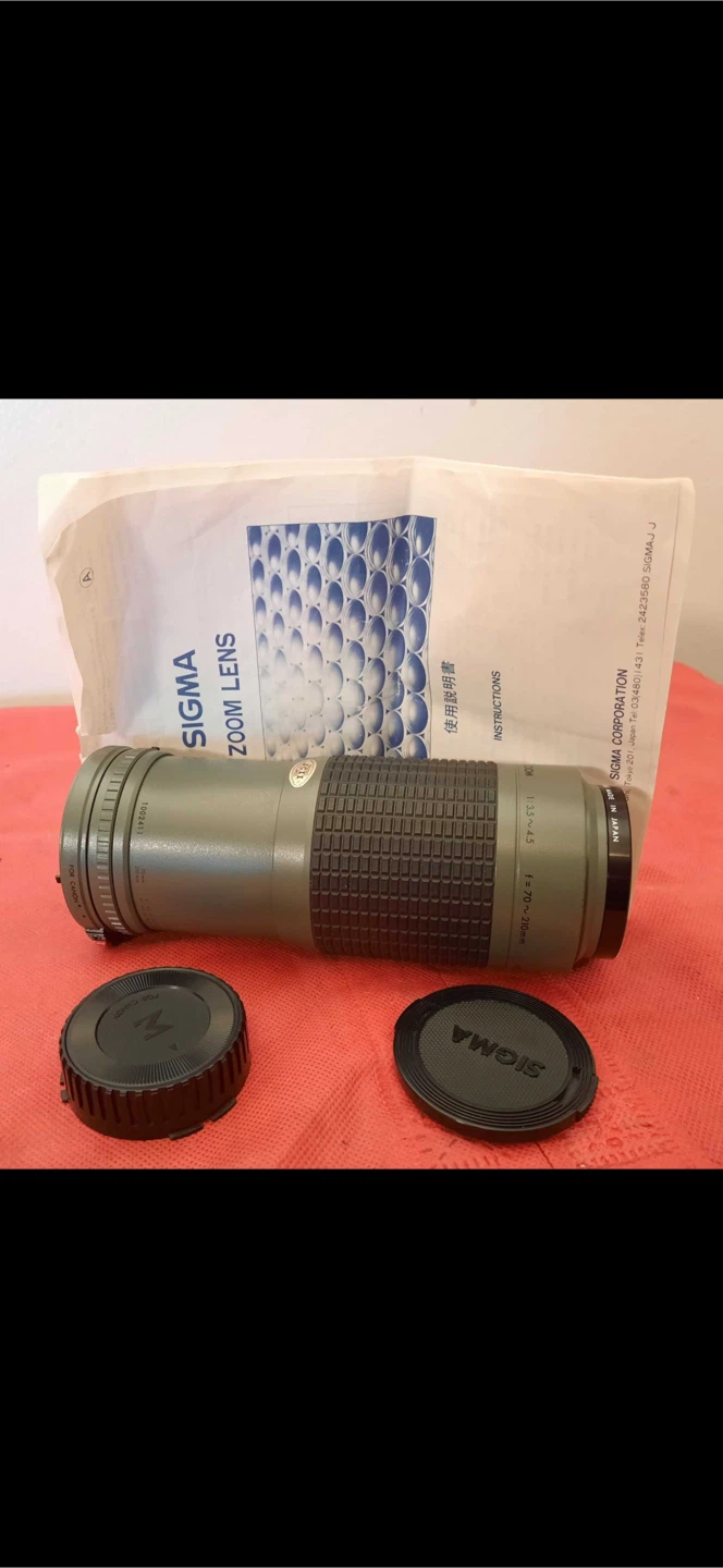 Sigma APO Zoom 70-210mm f/3.5-4.5 Macro Lens Achromatic 52mm