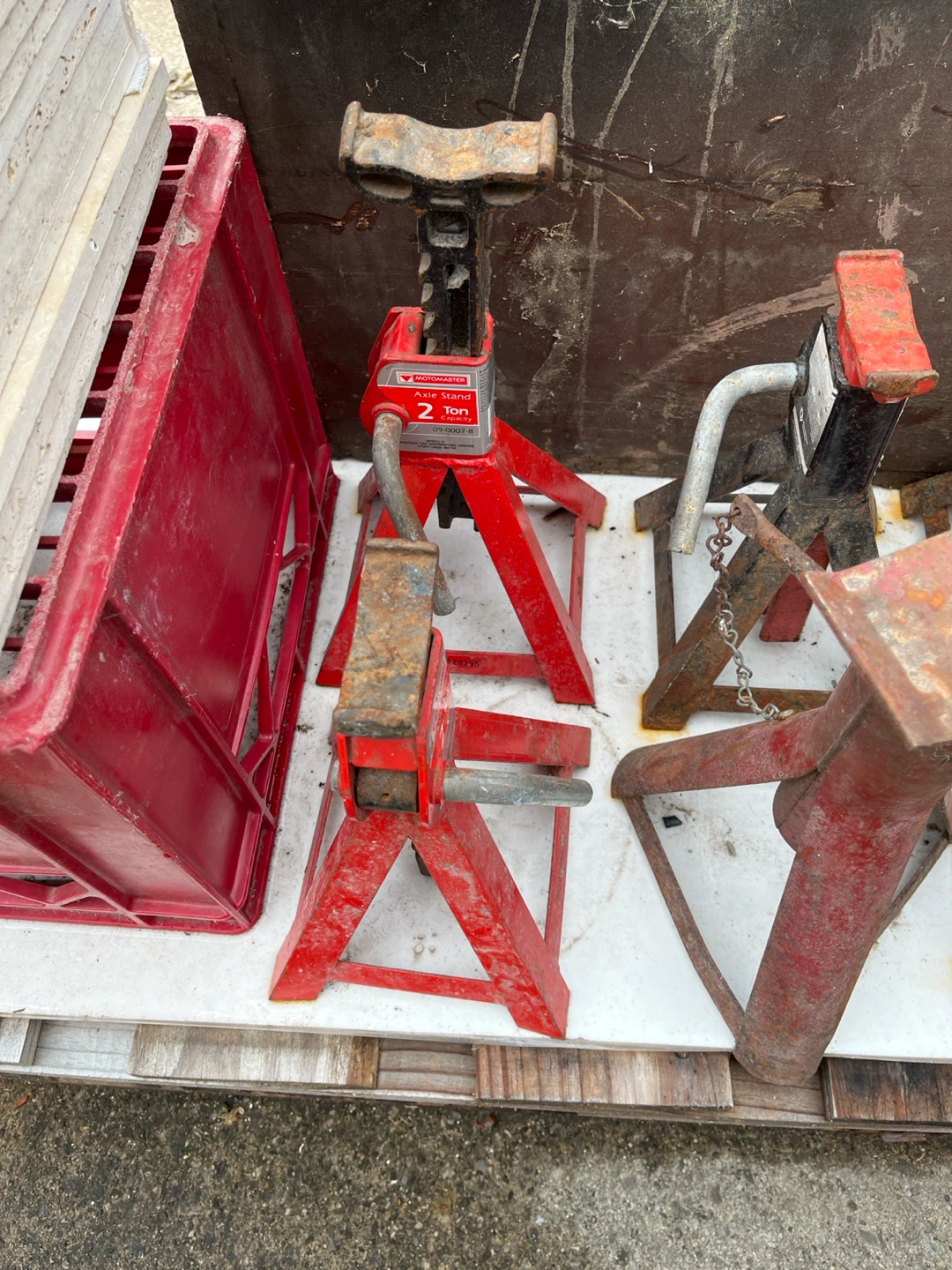Assorted 2-Ton Axle Stands - photo 2