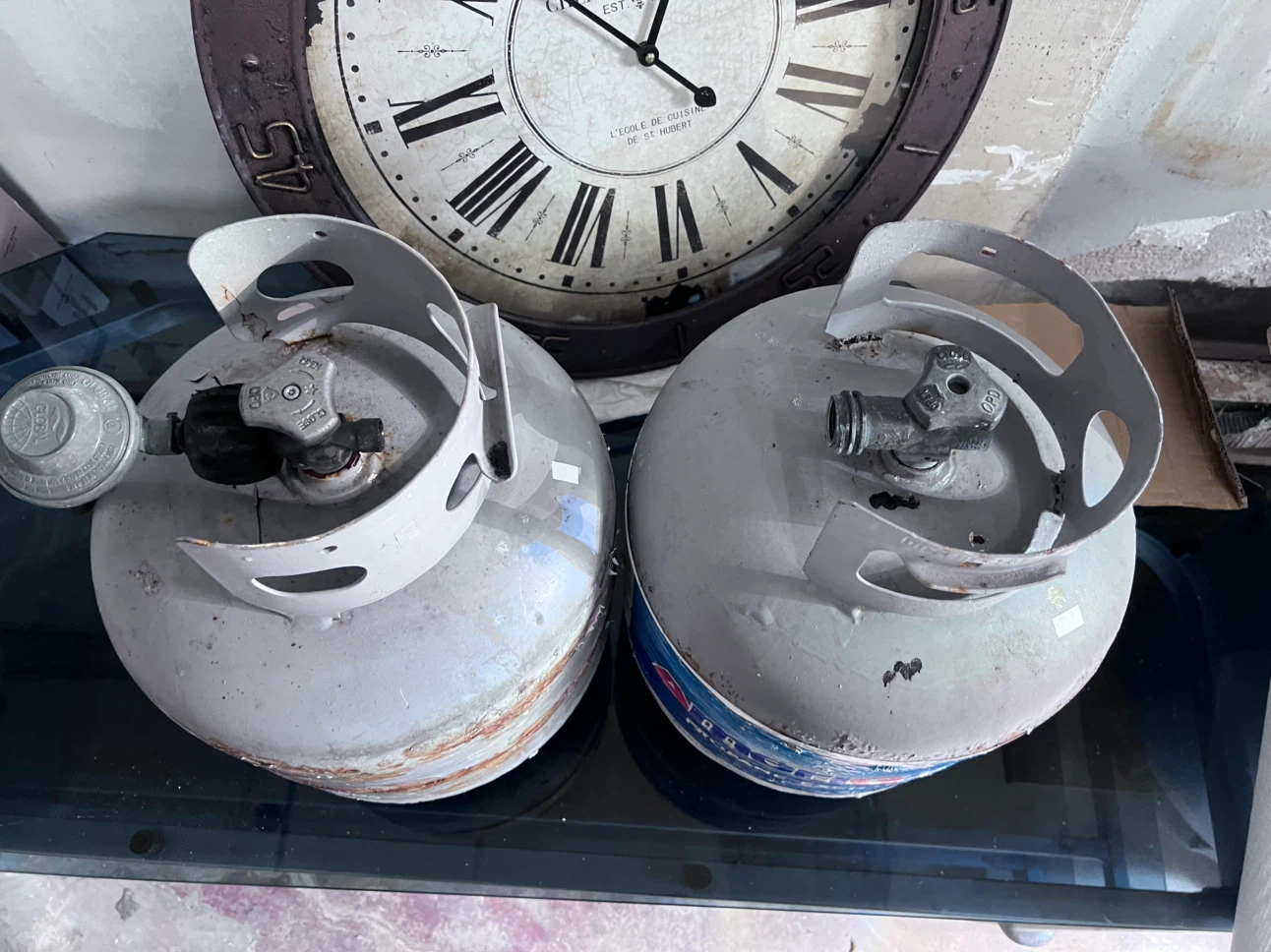 Two 15lb AmeriGas Propane Tanks $20. EACH - photo 2