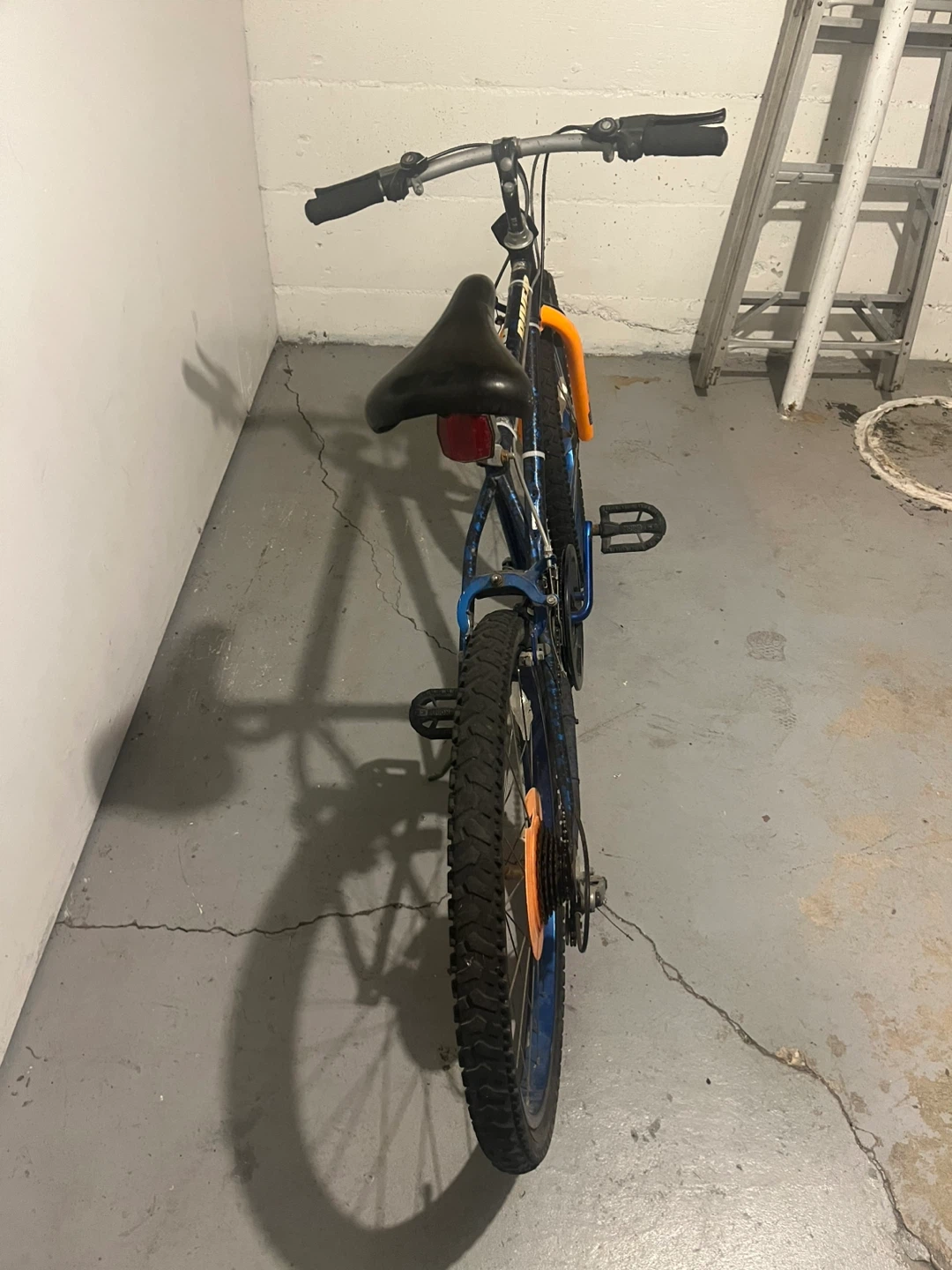 24” Huffy Rover Mountain Bike - photo 5