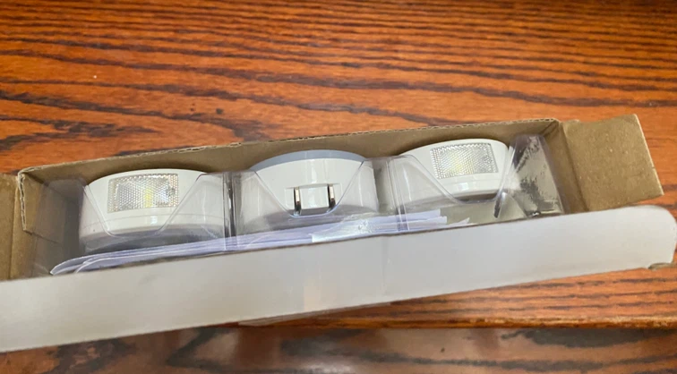 Camelion 4-in-1 Rechargeable LED Night Lights (3 Pack) - photo 4