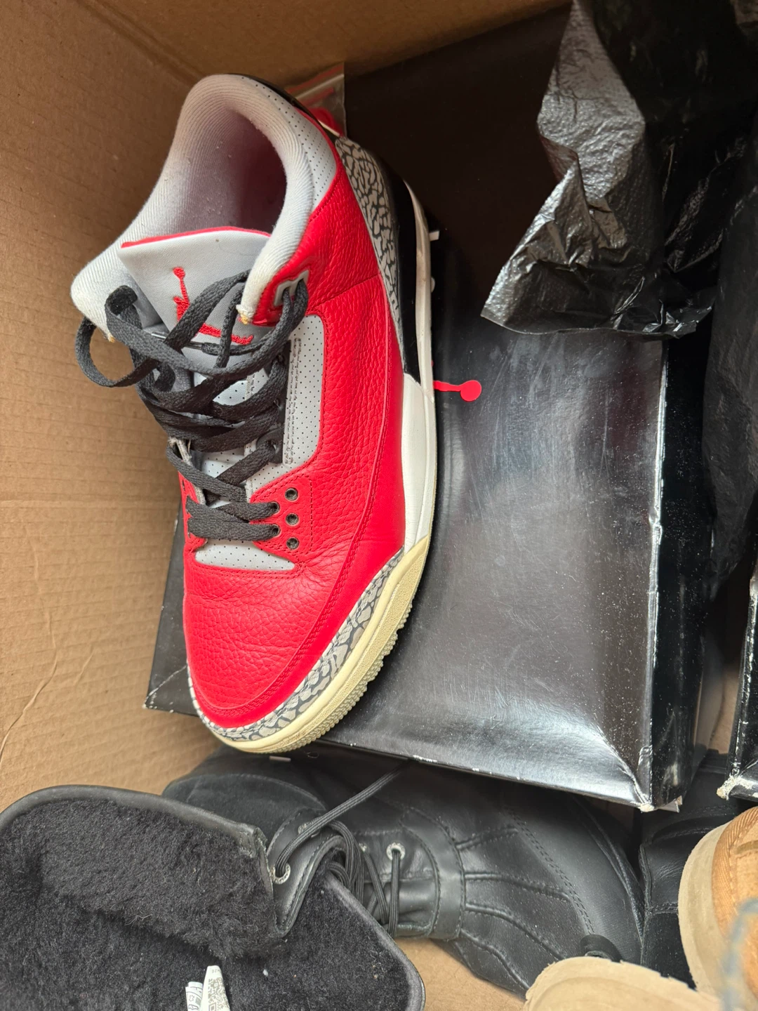 Air Jordan 3 Retro Red/Grey - photo 2