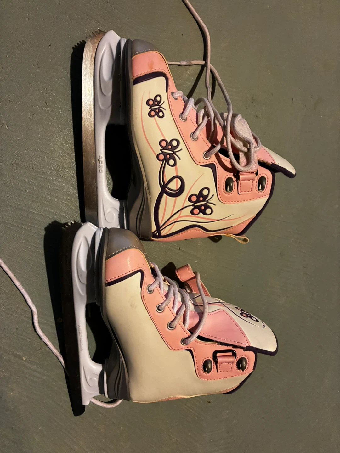 Girls Size 3 Butterfly Figure Skates