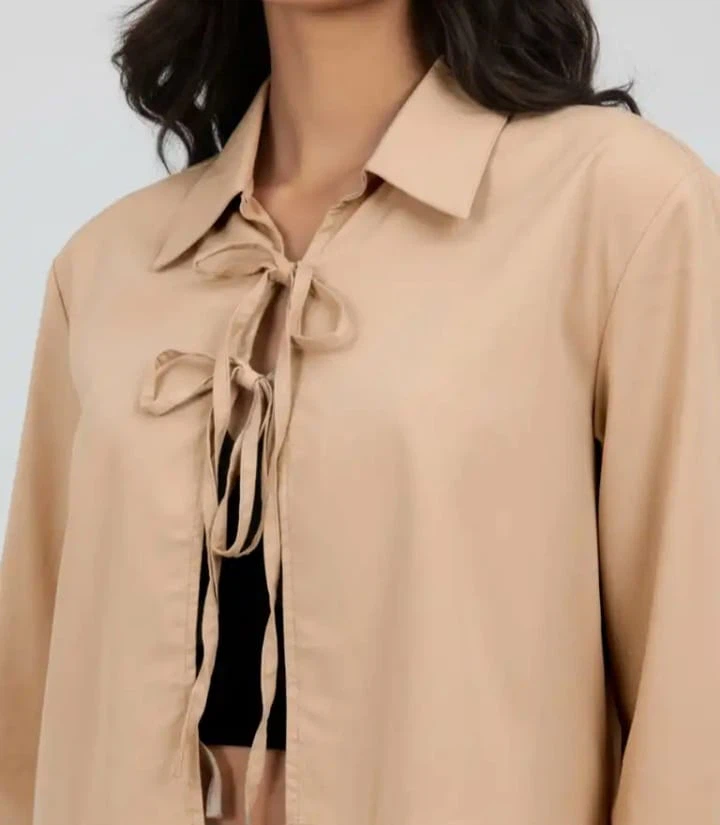 Glechez Tan Tie-Front Crop Shirt size L (completely new for $10) - photo 2