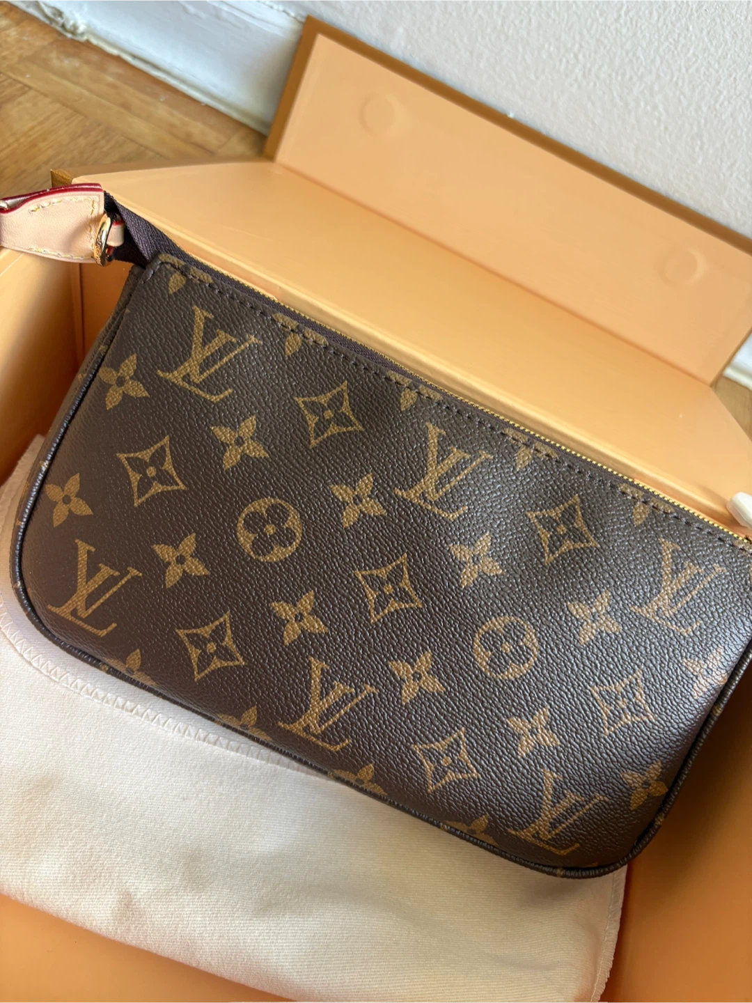 Louis Vuitton women bag - photo 2