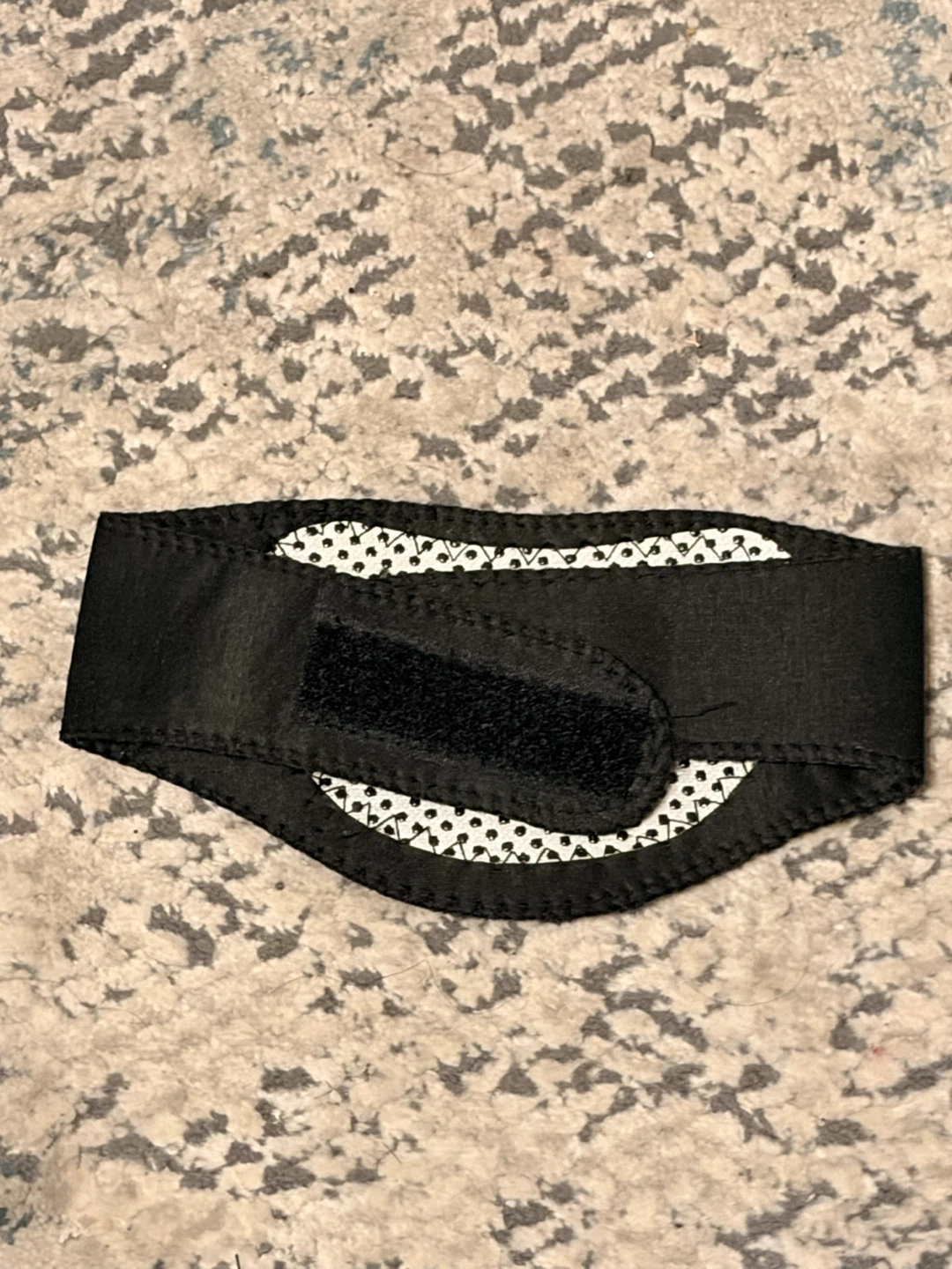 Self-Heating Neck Wrap for The Pain In The Neck - photo 4