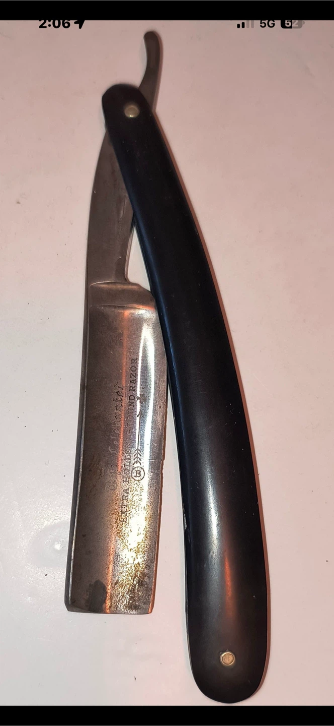 Wade & Butcher Celebrated Extra Hollow Ground Straight Razor